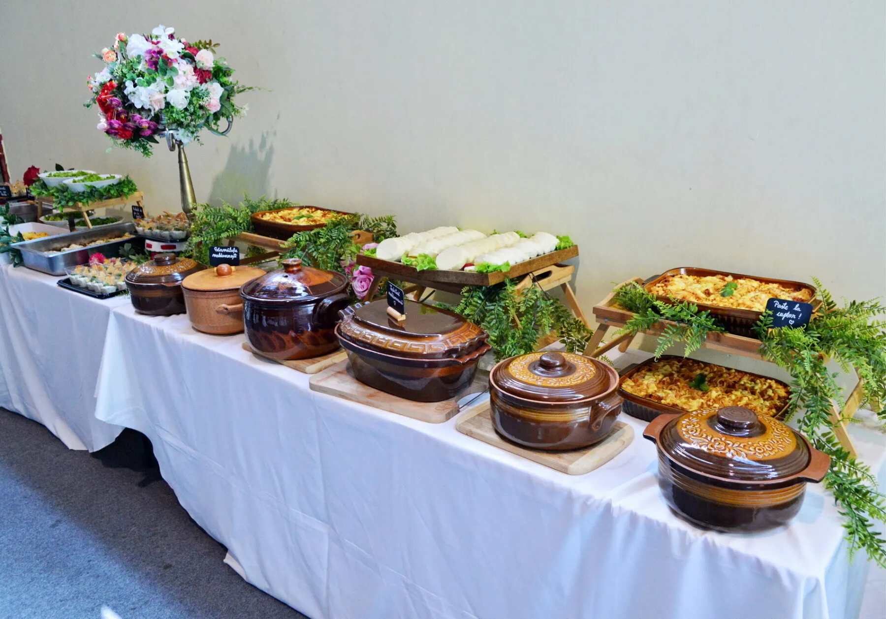 Galerie Foto 18 bufet preparate calde oale catering bacau