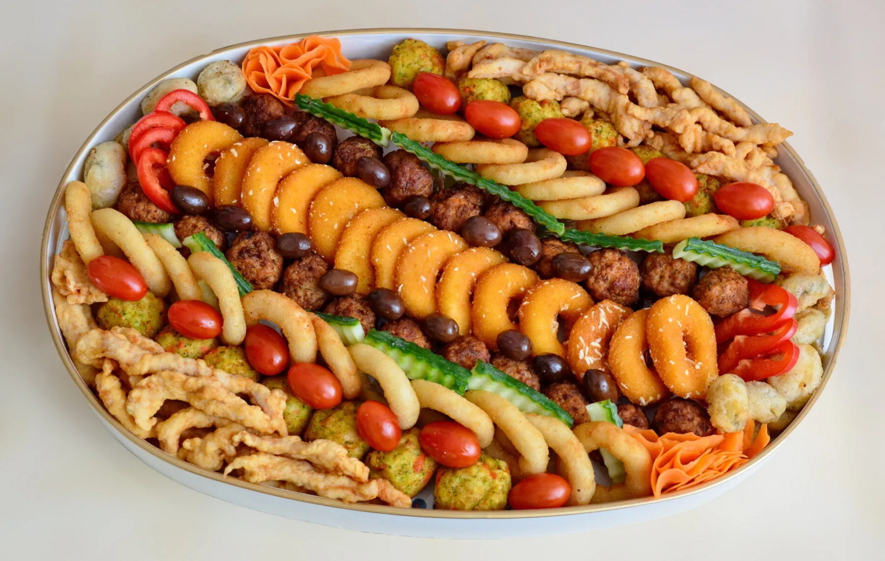 Galerie Foto 67 platou aperitive prajite oval catering bacau