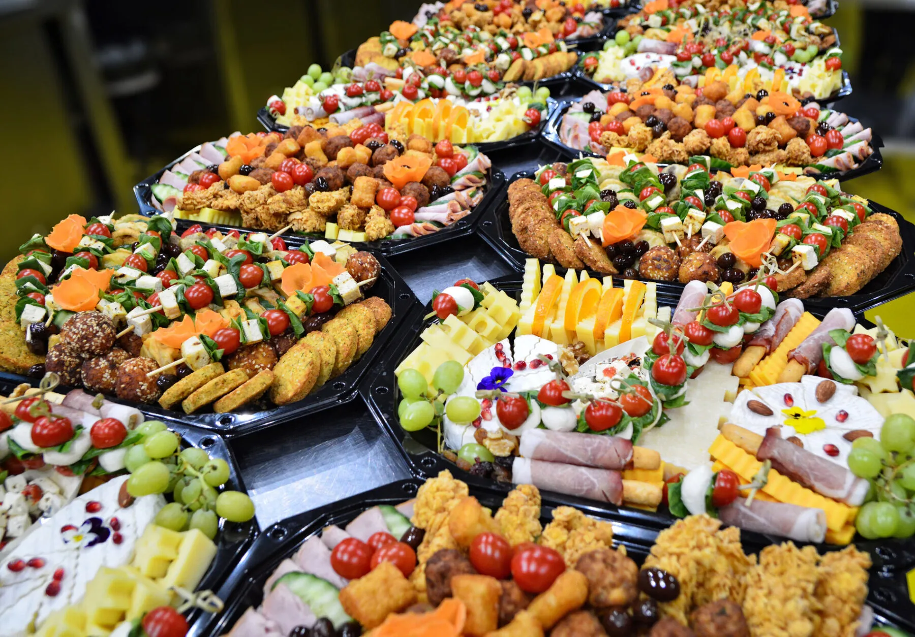 Galerie Foto 80 platouri catering multiple catering group bacau